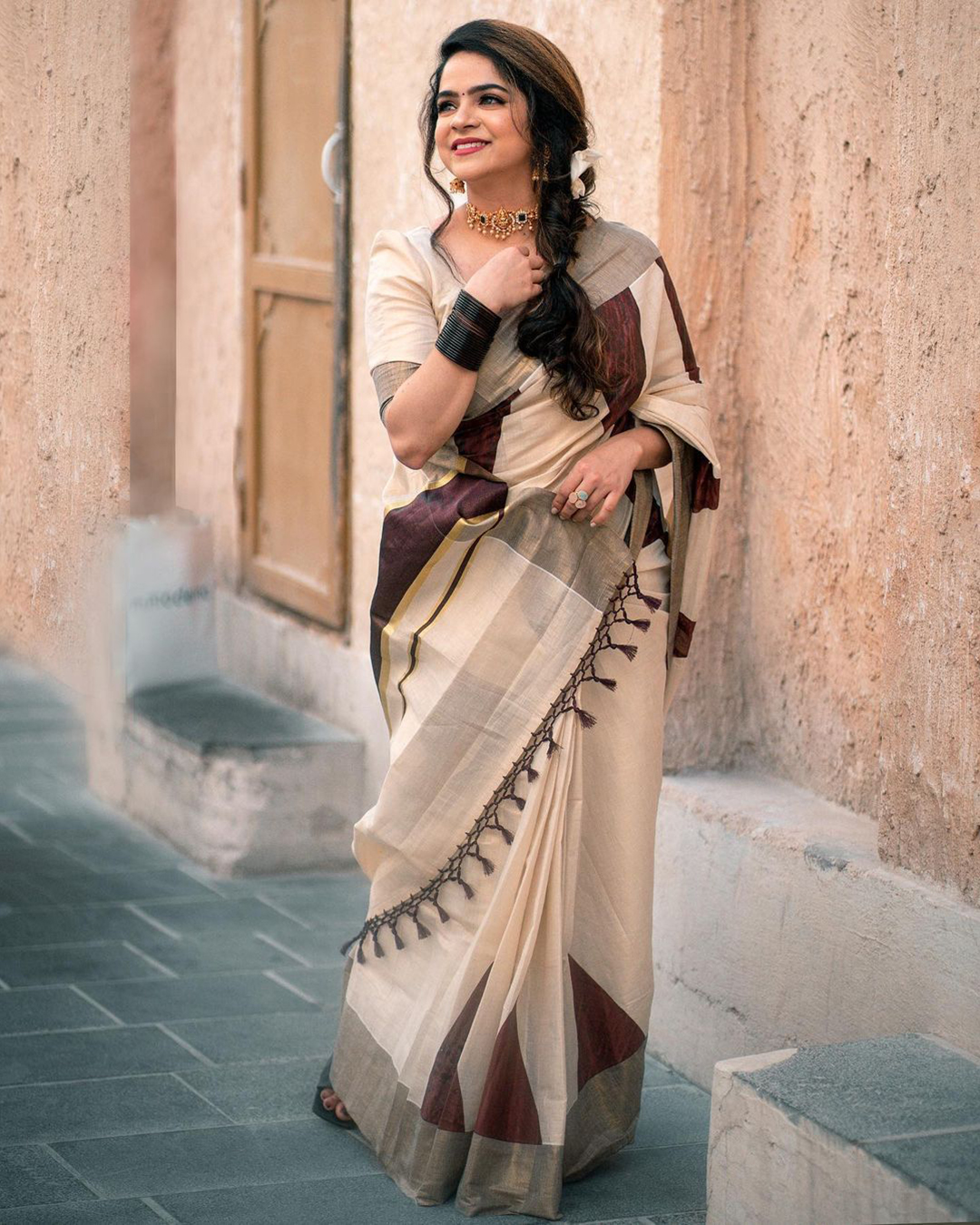 Coffee Brown Temple Saree
